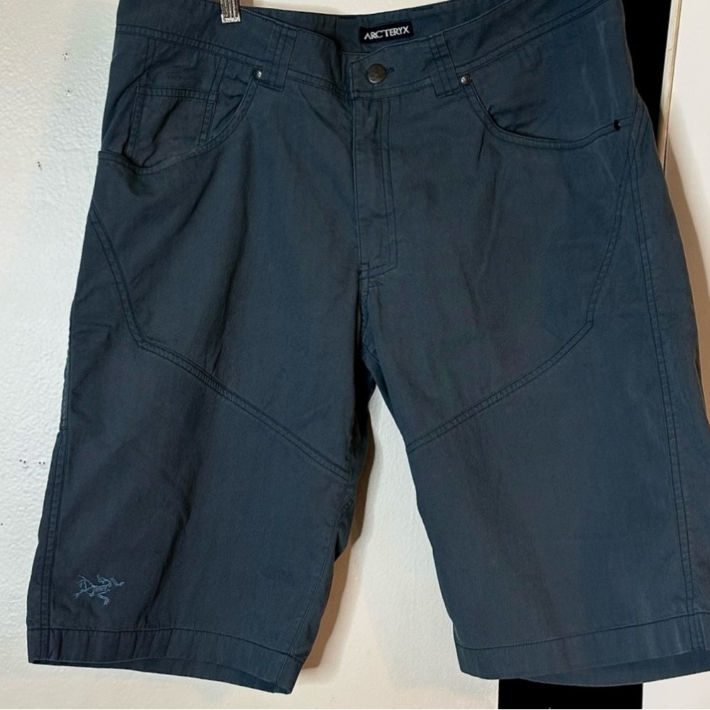 ARCTERYX MENS BASTION SHORTS SZ36 INSEAM 12.5. GRAY BREATHABLE HIGHLY DURABLE - Picture 10 of 12